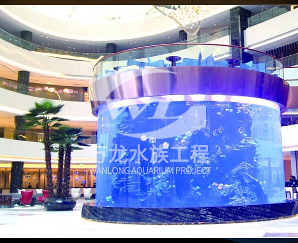西宁万达亚克力鱼缸